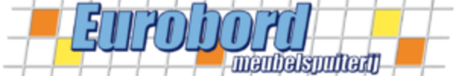 Nieuwe meubels door de meubels te spuiten